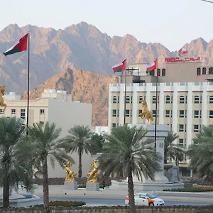 Pioneer Aparthotel
