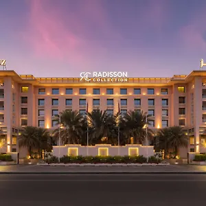Radisson Collection Muscat, Hormuz Grand Отель Маскат