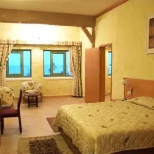 Hotel Safari Village Executive 3*