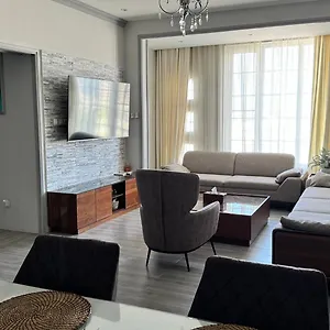 Kama Place